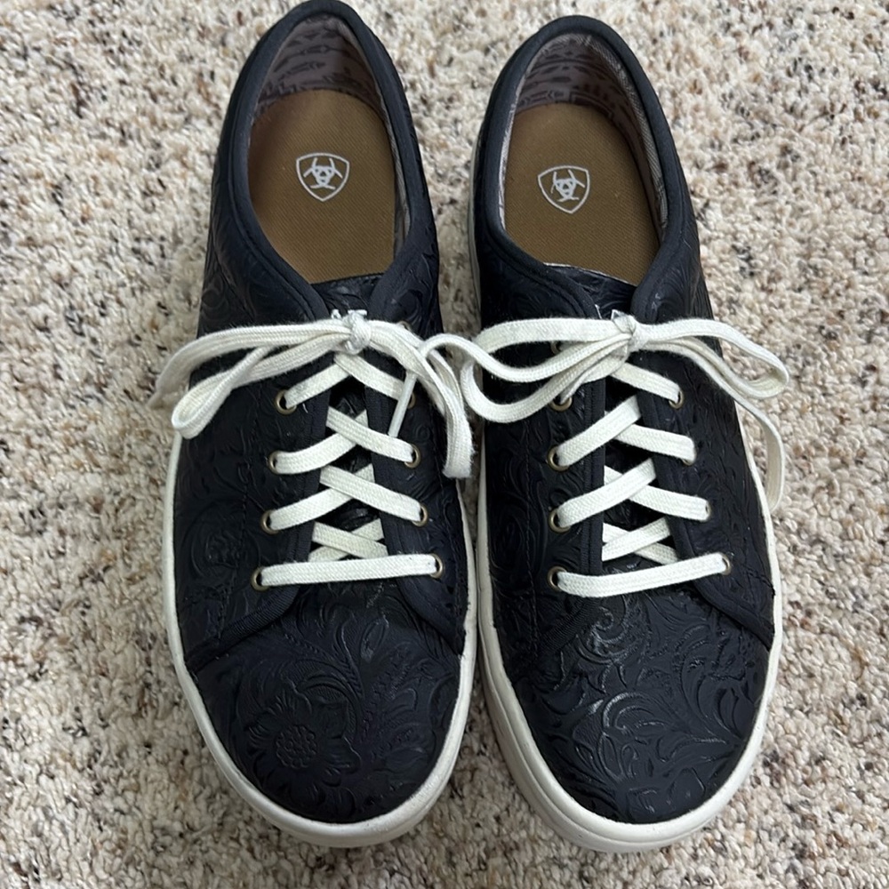 Ariat Black Floral Embossed Skylar Sneaker